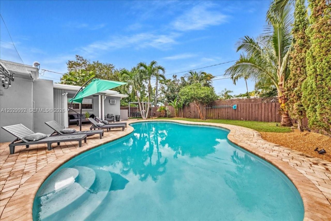 813 NE 17th St , Fort Lauderdale, FL 33305 Photo