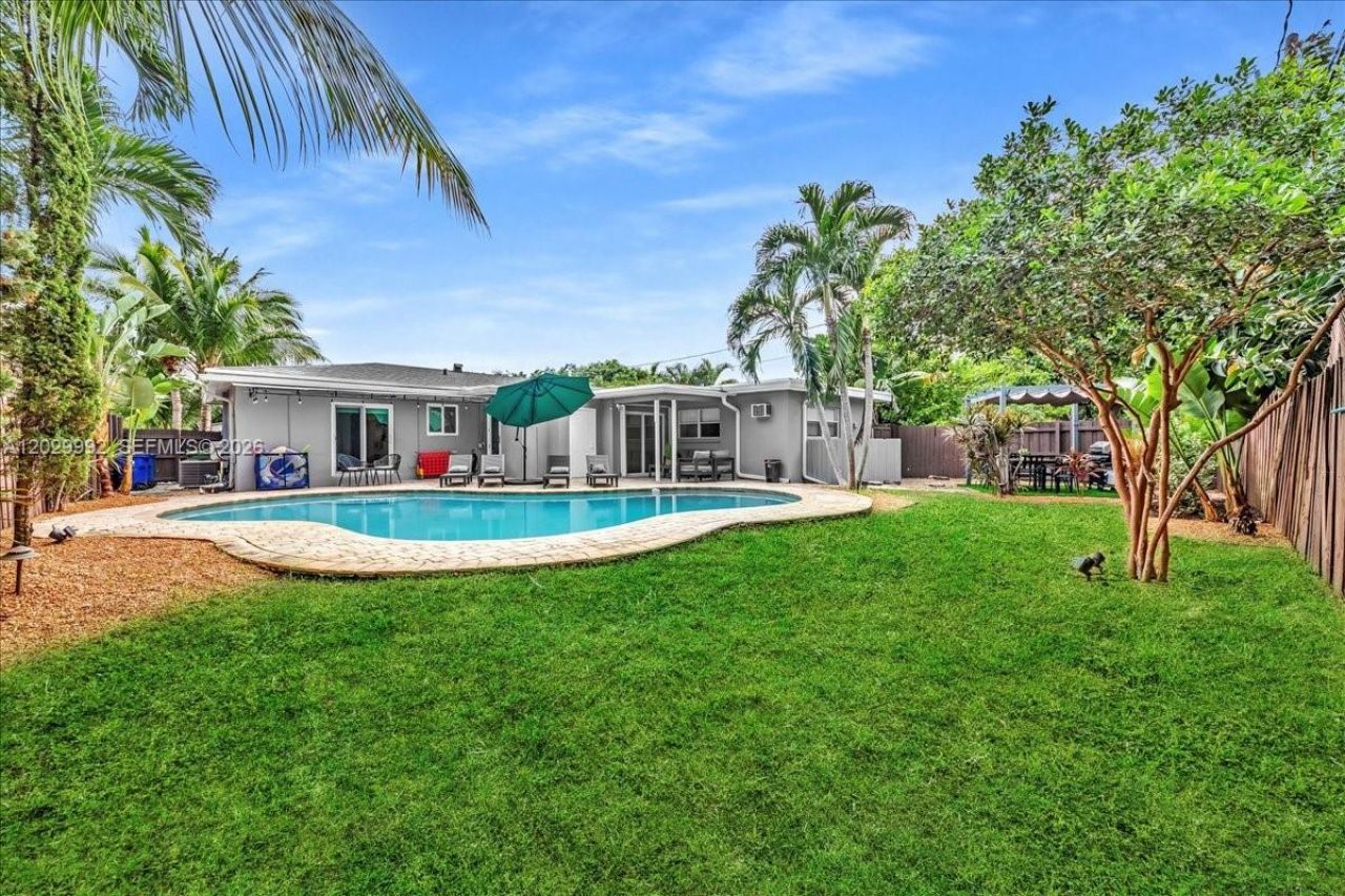 813 NE 17th St , Fort Lauderdale, FL 33305 Photo