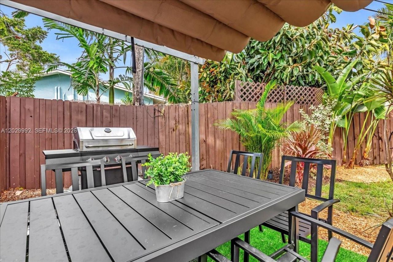 813 NE 17th St , Fort Lauderdale, FL 33305 Photo