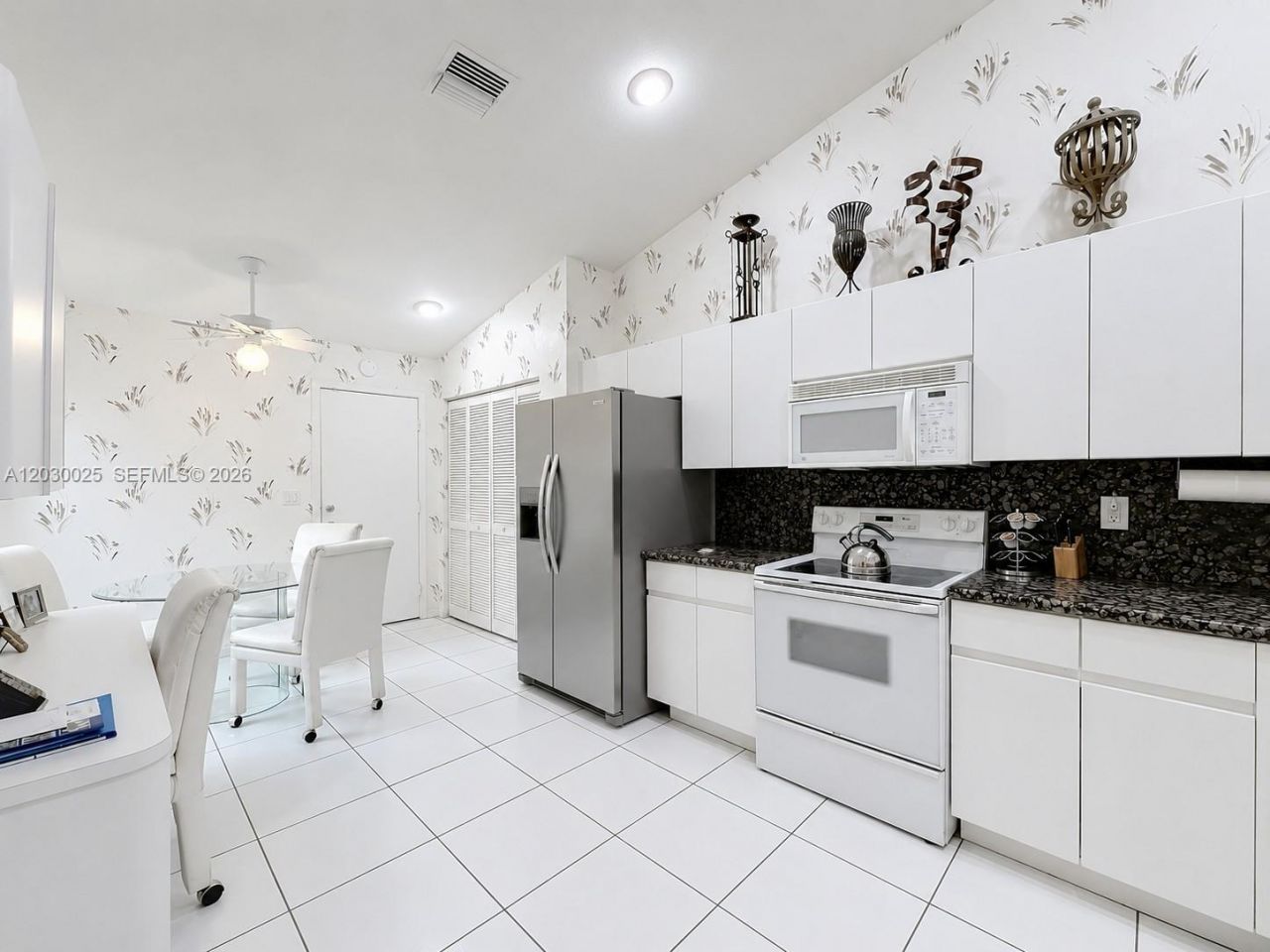 5591 Royal Lake Cir, Boynton Beach, FL 33437 Photo