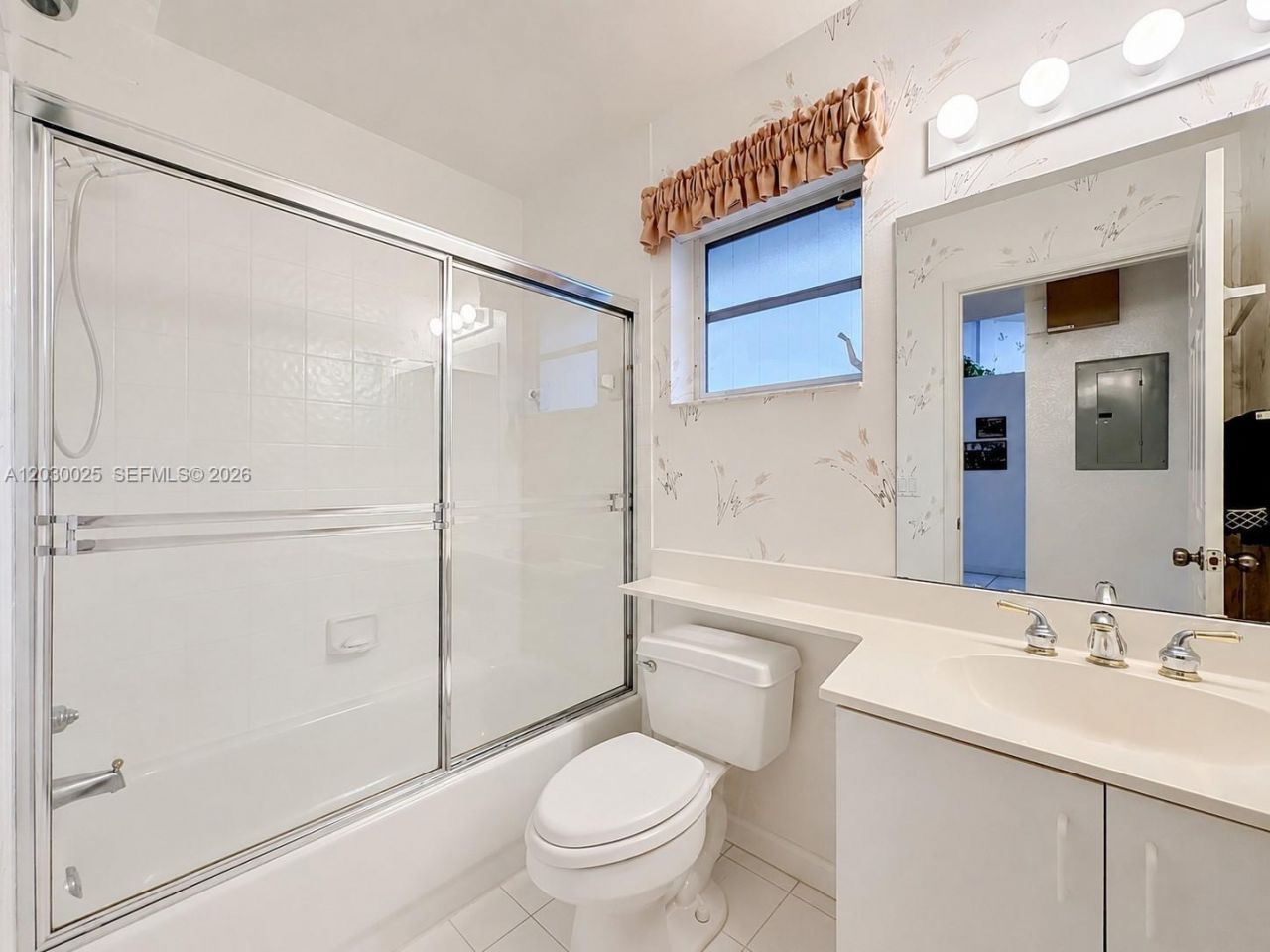 5591 Royal Lake Cir, Boynton Beach, FL 33437 Photo