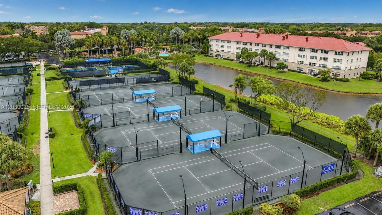 5591 Royal Lake Cir, Boynton Beach, FL 33437 Photo