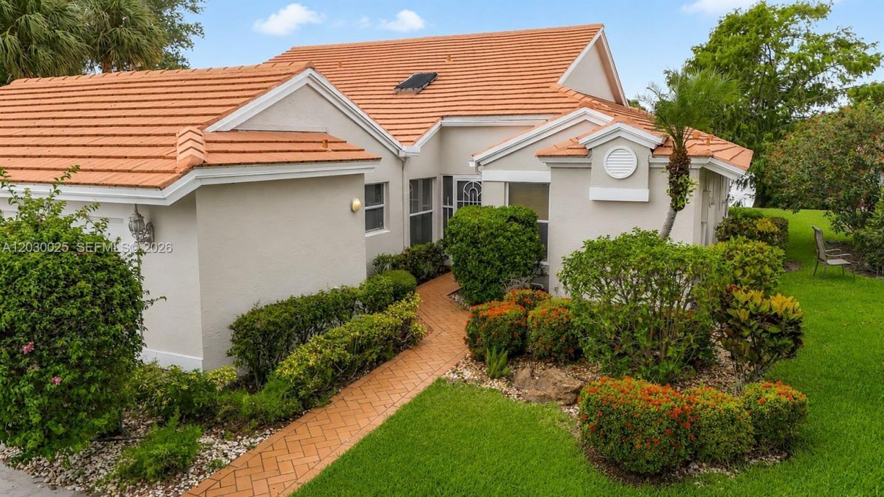 5591 Royal Lake Cir, Boynton Beach, FL 33437 Photo