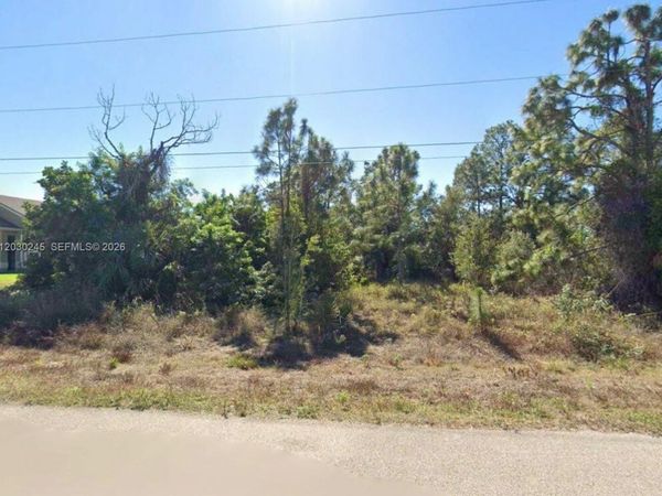 442 Raymer st , Lehigh Acres, FL 33974