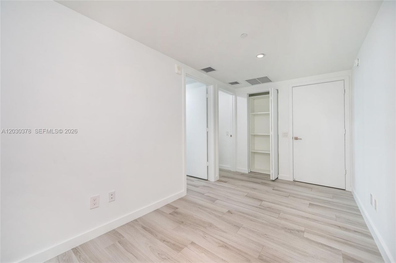 3131 NE 7th Ave , Unit 3104, Miami, FL 33137 Photo