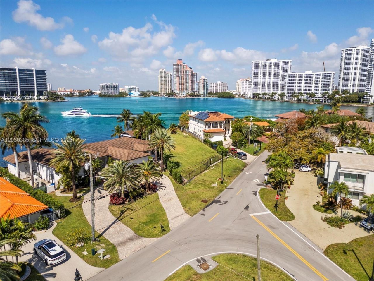 18800 N Bay Rd , Sunny Isles Beach, FL 33160 Photo
