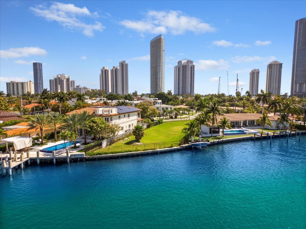 18800 N Bay Rd , Sunny Isles Beach, FL 33160 Photo