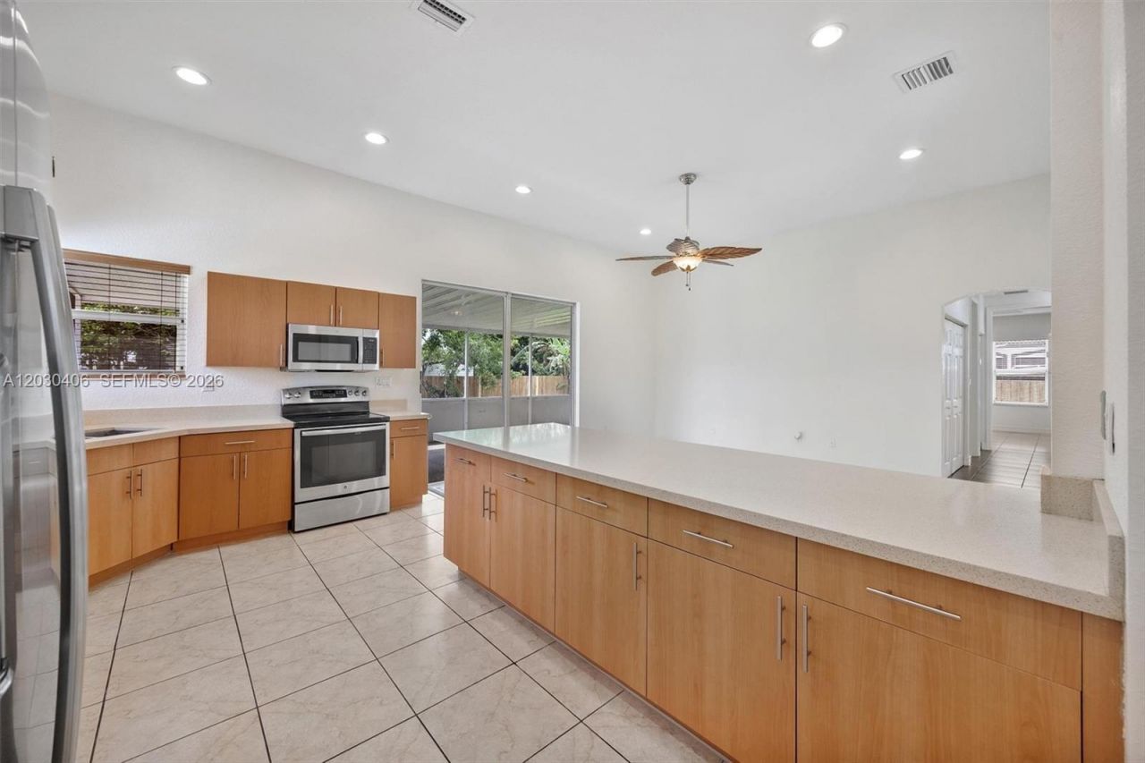 28105 SW 166th Ct , Homestead, FL 33033 Photo