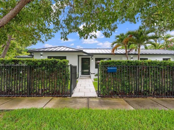 2286 SW 21st Ave , Miami, FL 33145