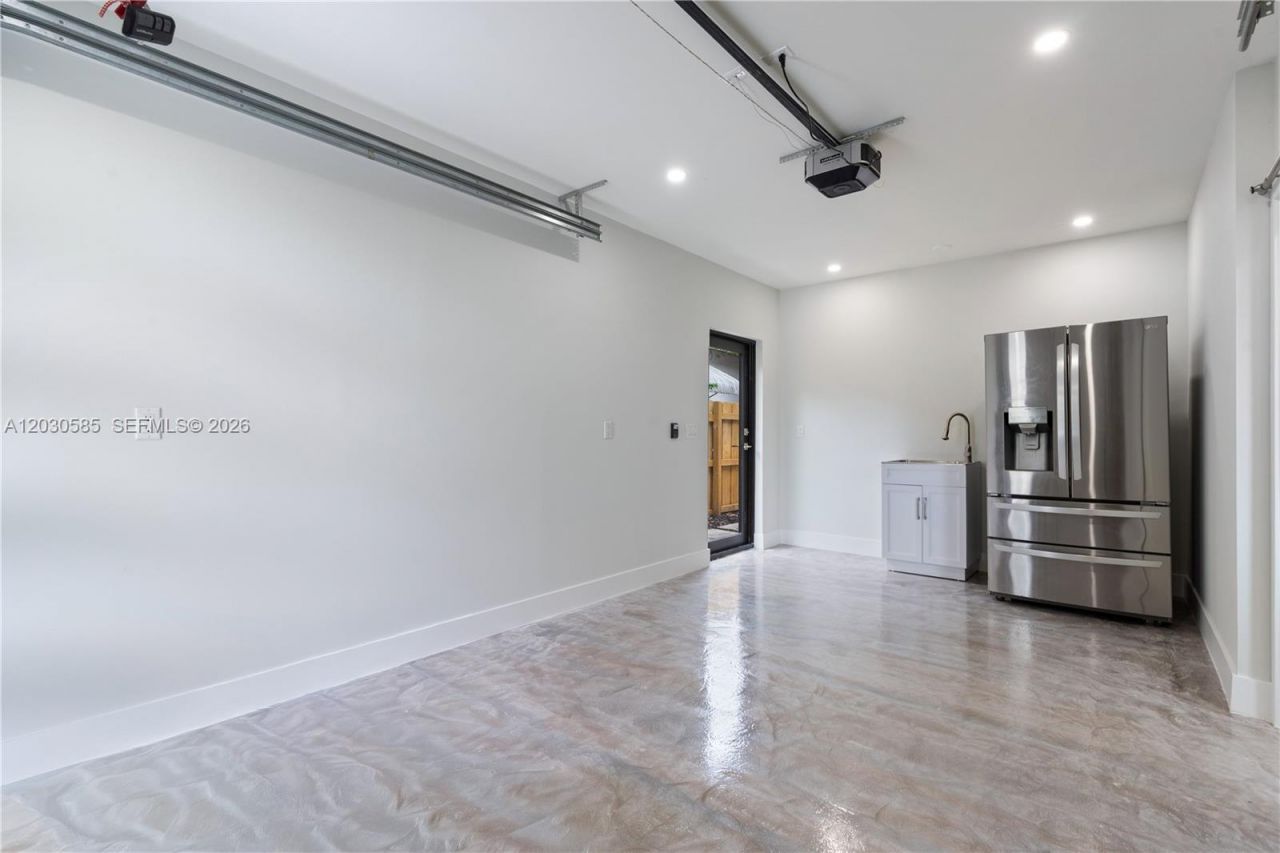 2286 SW 21st Ave , Miami, FL 33145 Photo