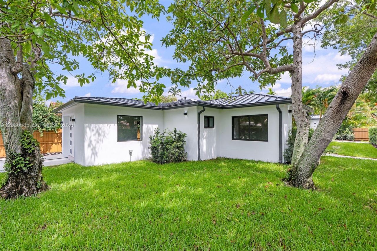 2286 SW 21st Ave , Miami, FL 33145 Photo
