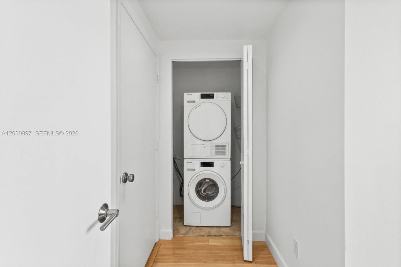 2475 Brickell Ave, Unit 2104, Miami, FL 33129 Photo