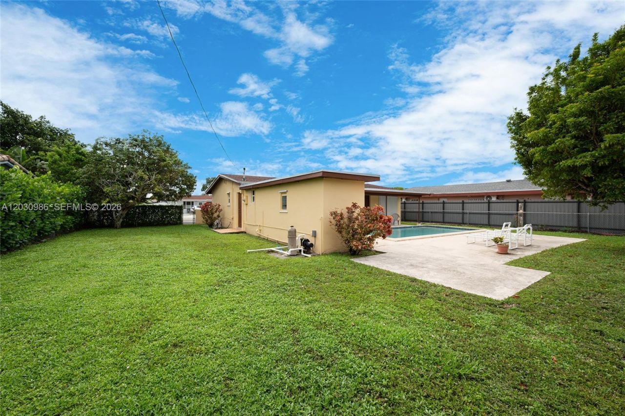 3210 SW 94th Ct , Miami, FL 33165 Photo