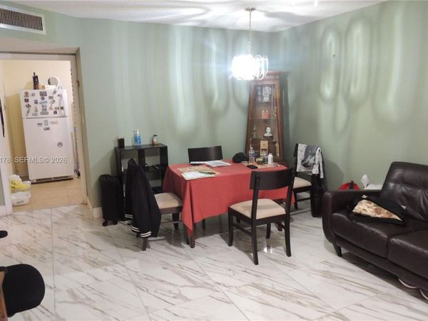 4880 NW 22nd St, Unit 107, Lauderhill, FL 33313