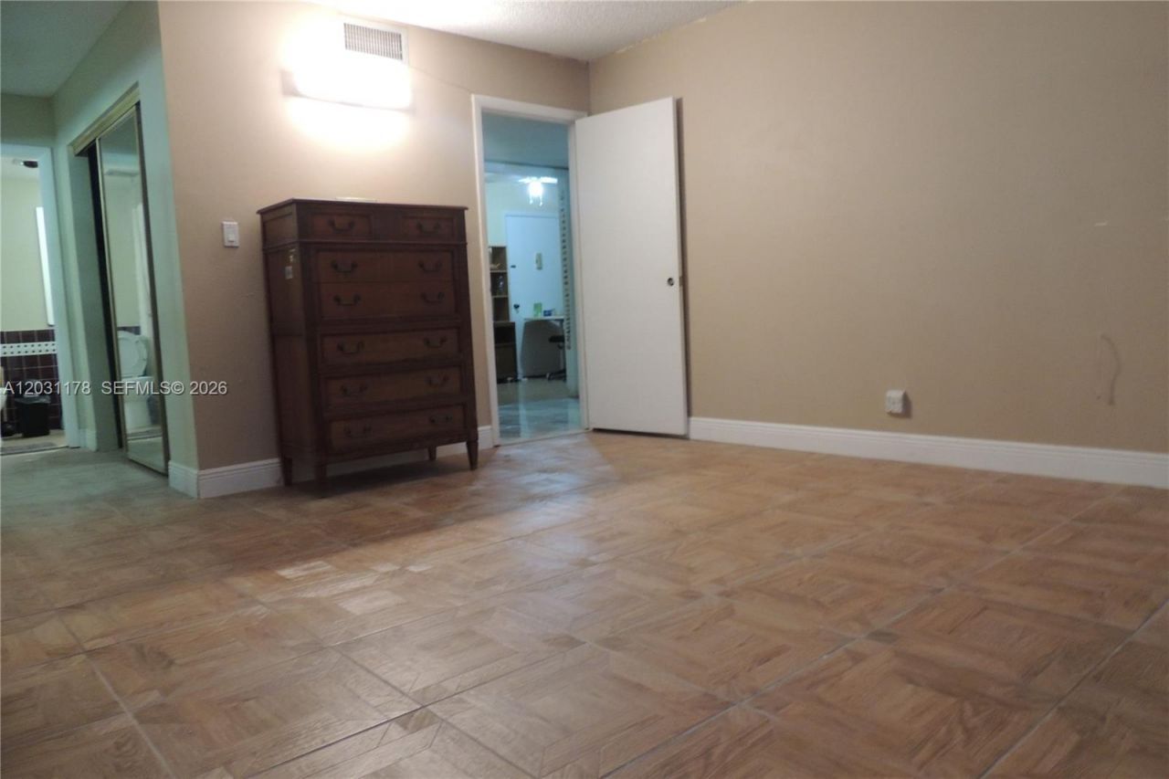 4880 NW 22nd St, Unit 107, Lauderhill, FL 33313 Photo
