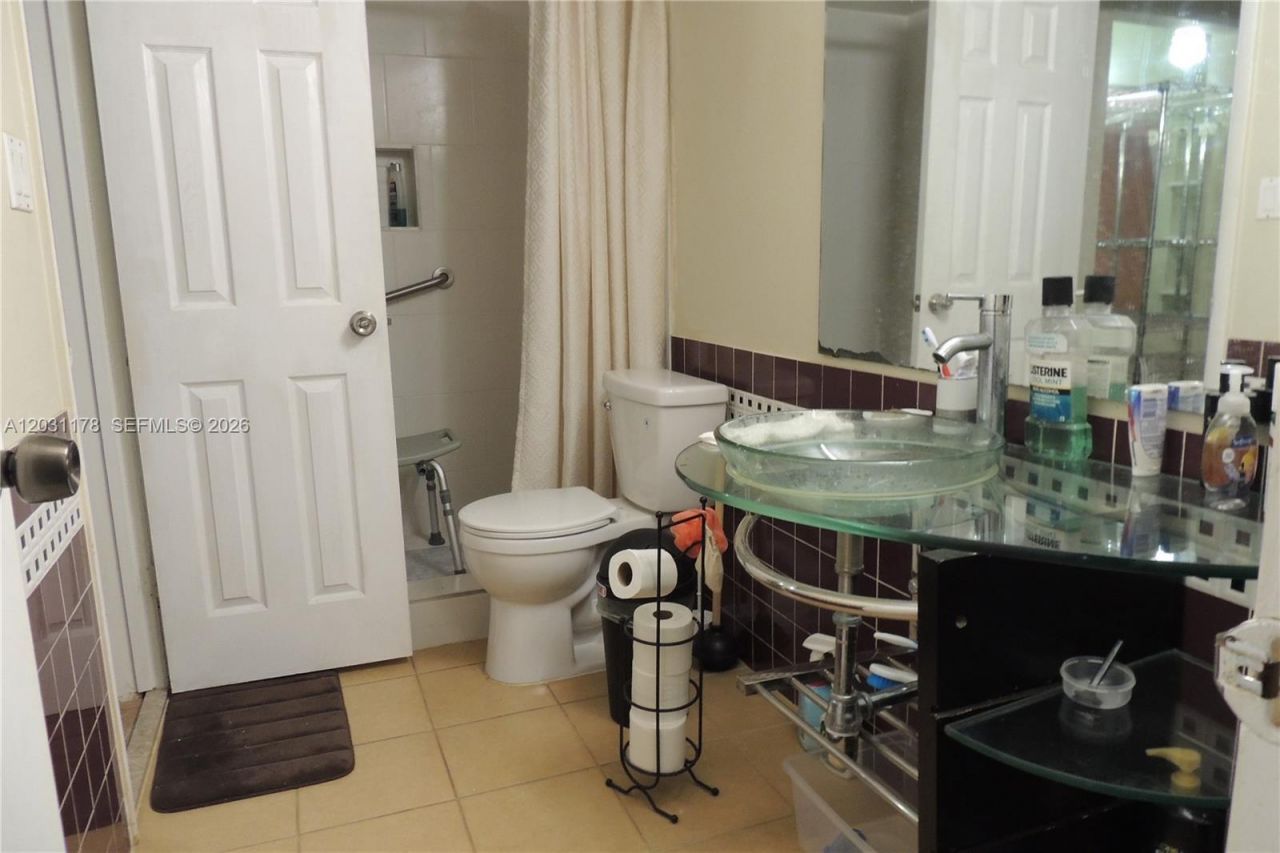 4880 NW 22nd St, Unit 107, Lauderhill, FL 33313 Photo