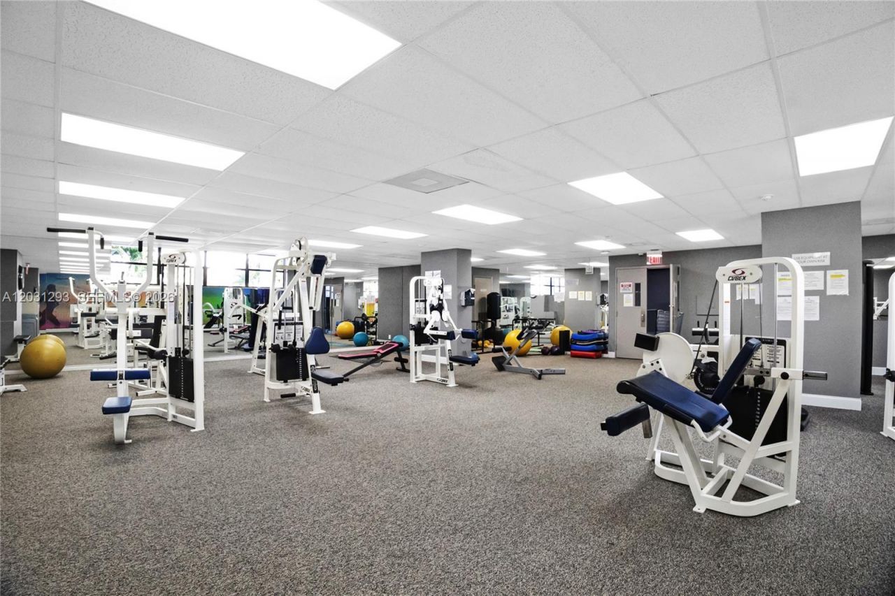 200 Leslie Dr , Unit 902, Hallandale Beach, FL 33009 Photo