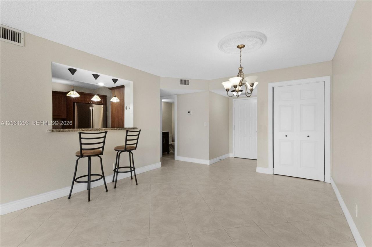 200 Leslie Dr , Unit 902, Hallandale Beach, FL 33009 Photo