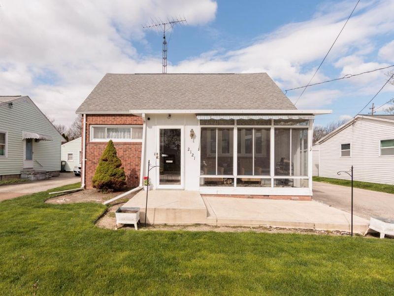 2121 Putnam Street, Sandusky, OH 44870 Photo 1