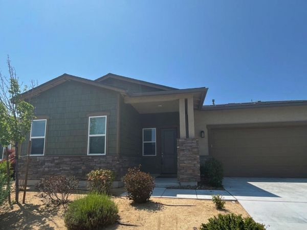 1200 Silver Coyote Drive, Sparks, NV 89436