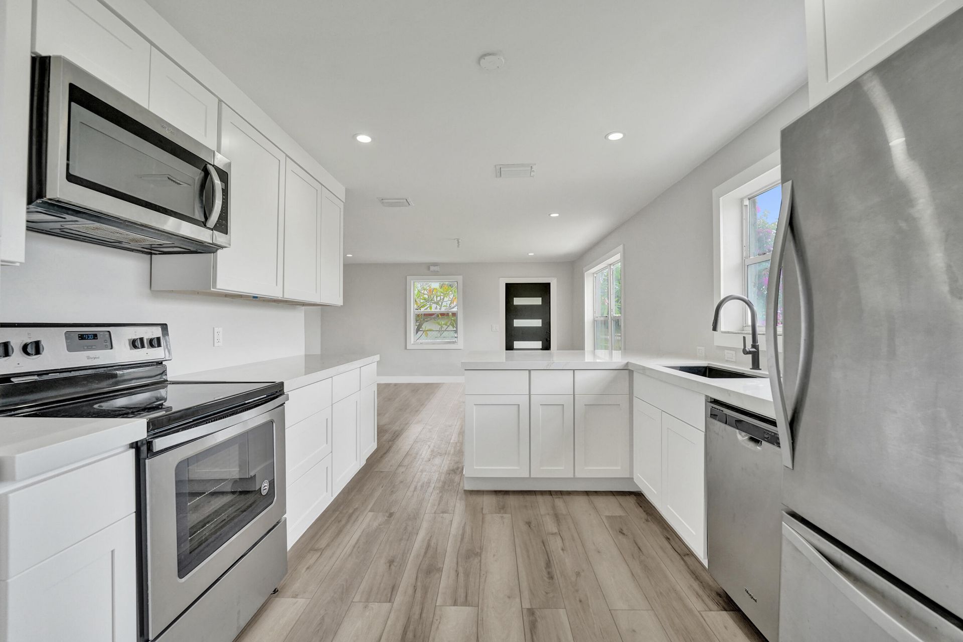 5601 SW 36th Court, Davie, FL 33314 Photo