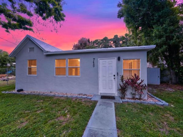 716 Citrus Avenue, Fort Pierce, FL 34950