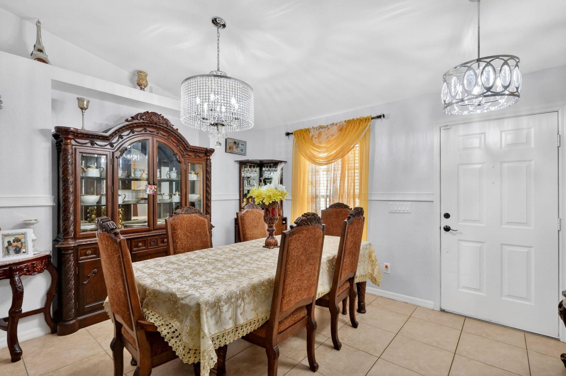 372 NW Hogan Street, Port Saint Lucie, FL 34983 Photo