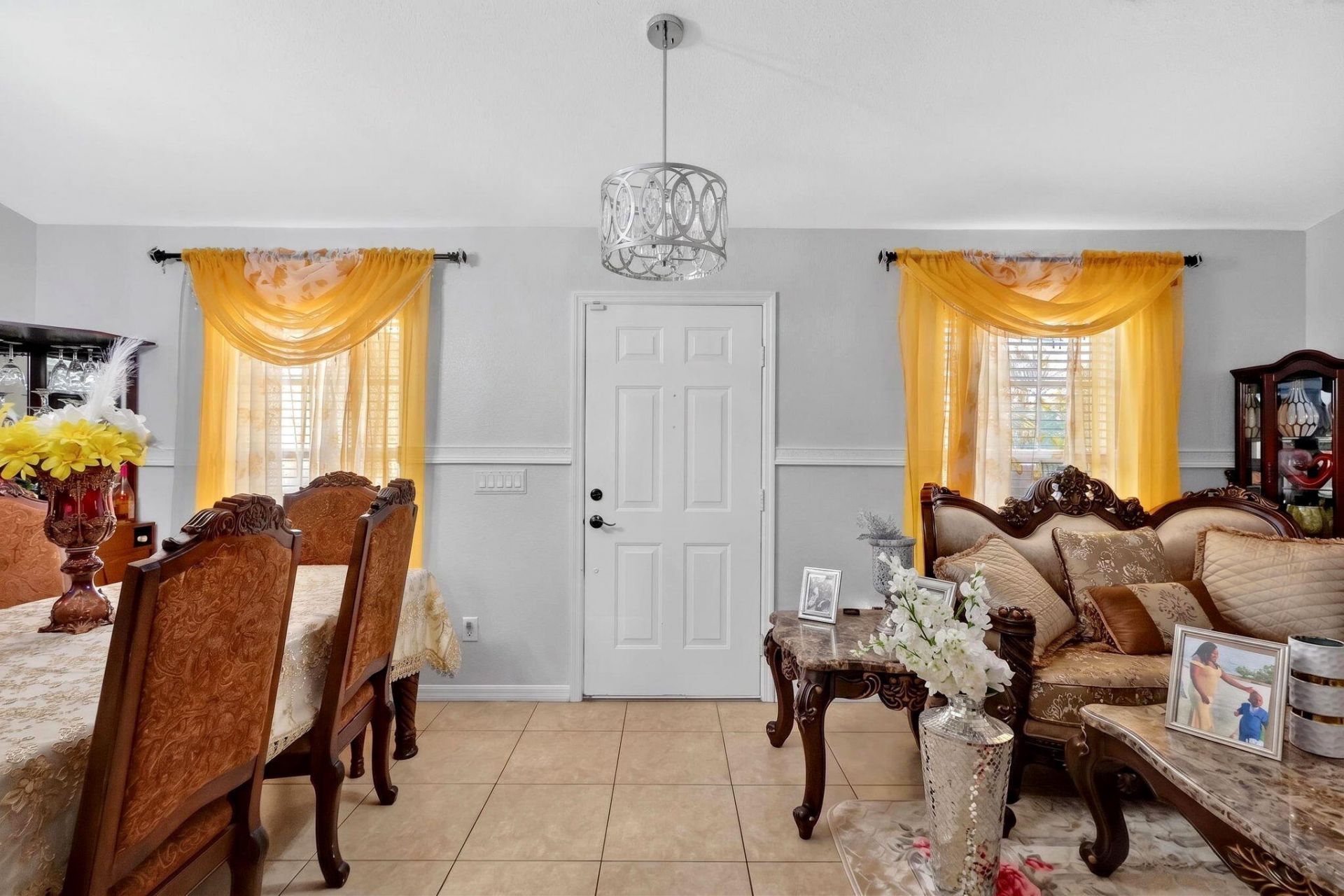 372 NW Hogan Street, Port Saint Lucie, FL 34983 Photo