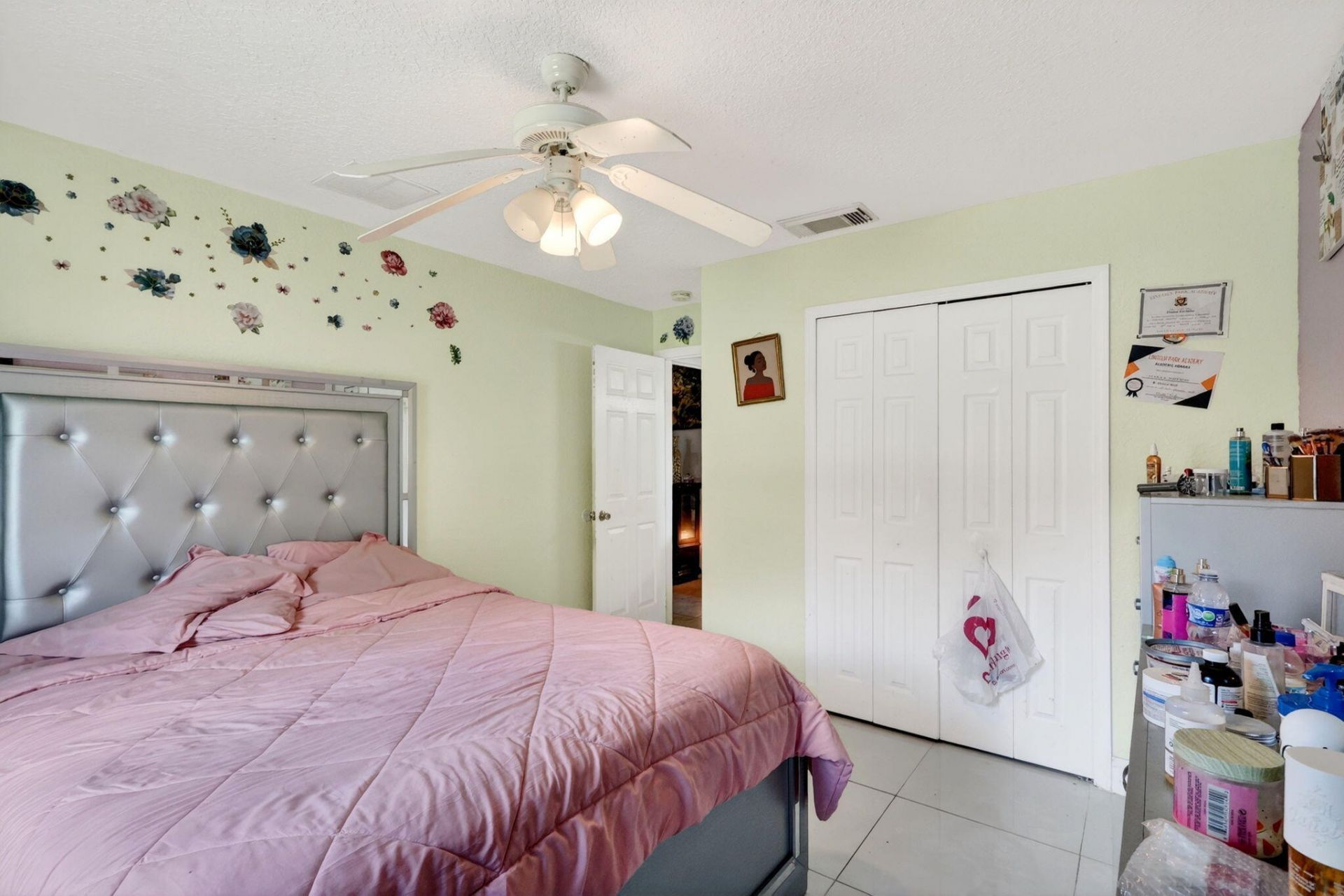 372 NW Hogan Street, Port Saint Lucie, FL 34983 Photo