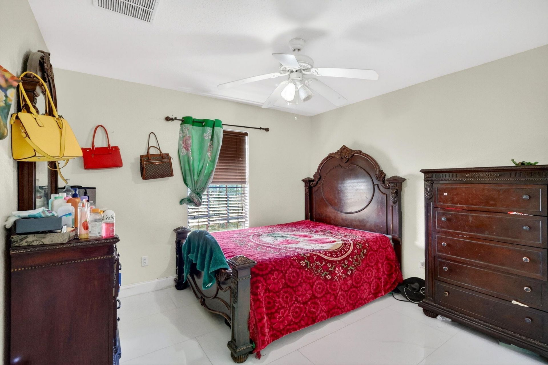 372 NW Hogan Street, Port Saint Lucie, FL 34983 Photo