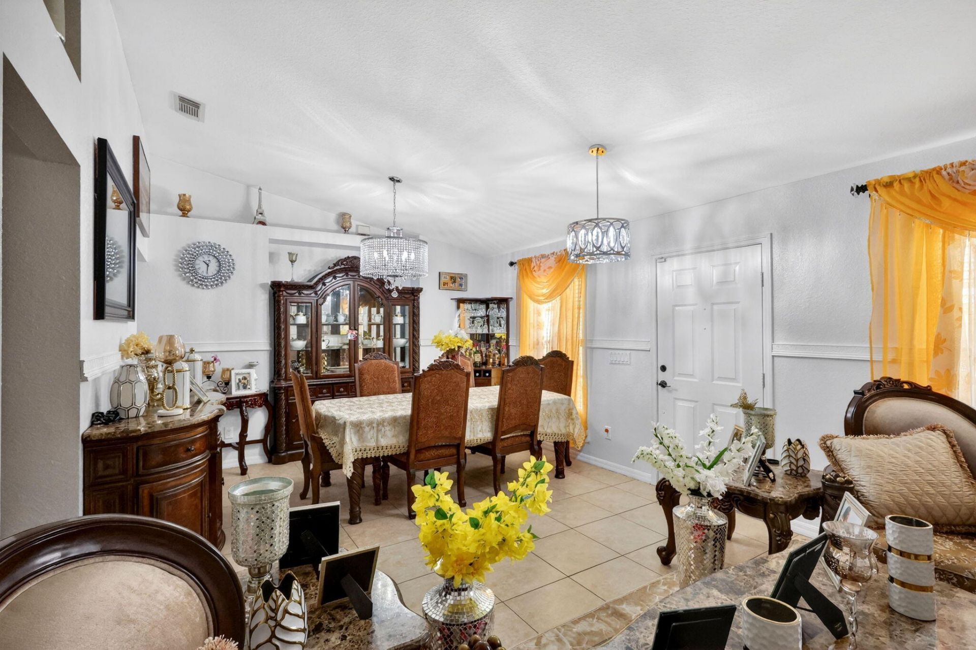 372 NW Hogan Street, Port Saint Lucie, FL 34983 Photo