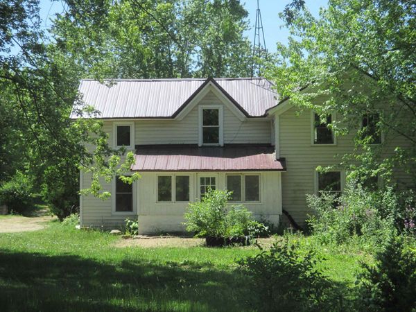 W3483 Grouse Road, Pardeeville, WI 53954