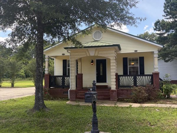 172 Ashwood, Starkville, MS 39759