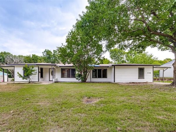 116 Vandenburg Drive , Denison, TX 75020