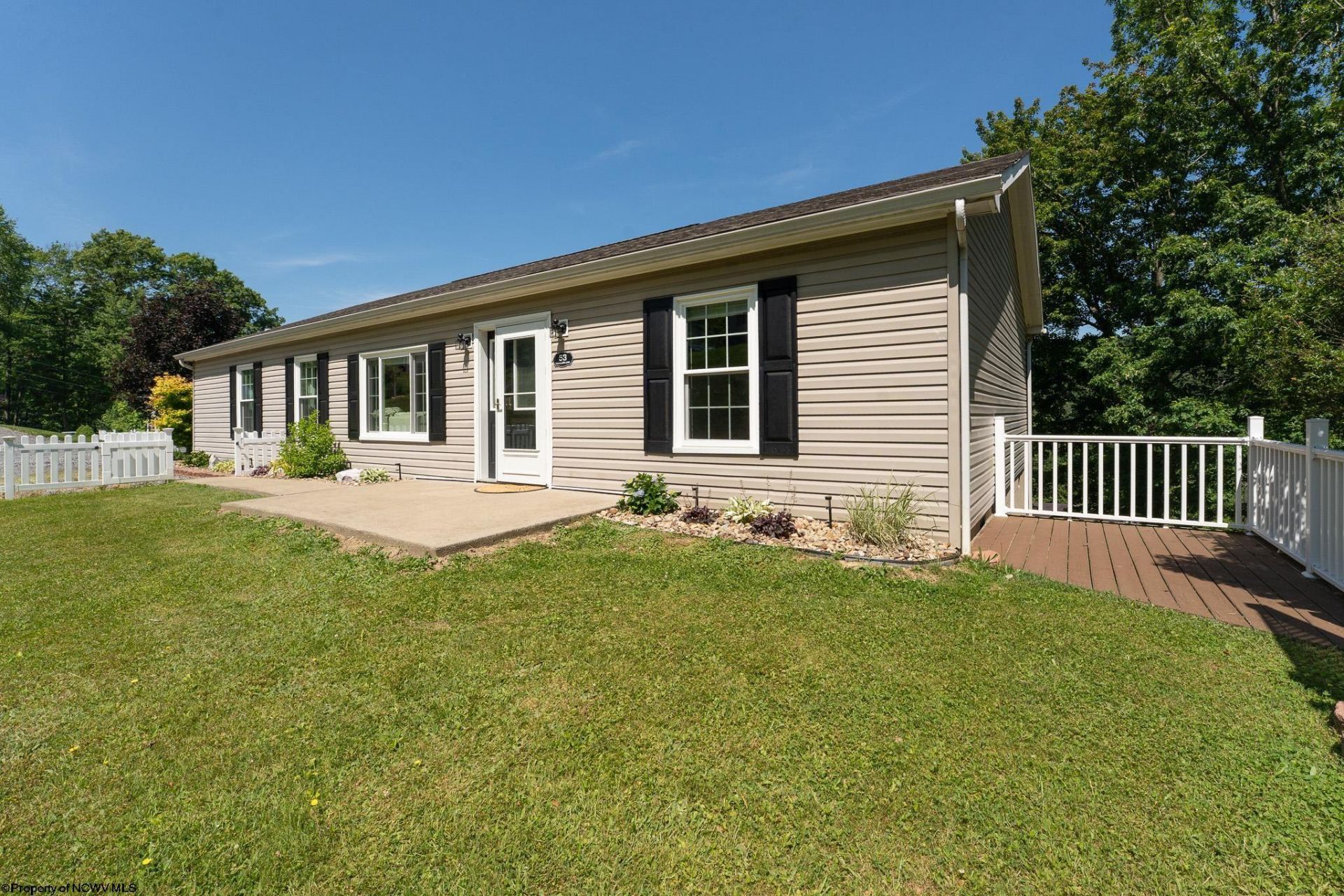 53 Ebenklein Lane, Morgantown, WV 26508 Main Photo