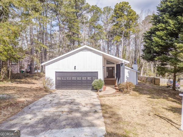6788 E Woodridge Place, Douglasville, GA 30135