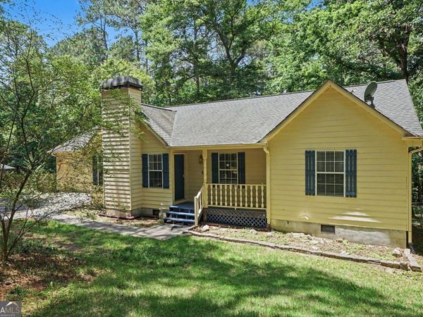 4827 Oakwood Court, Loganville, GA 30052