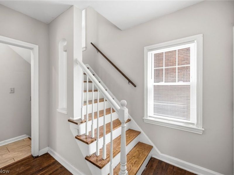 3889 Grenville Road, University Heights, OH 44118 Photo 16