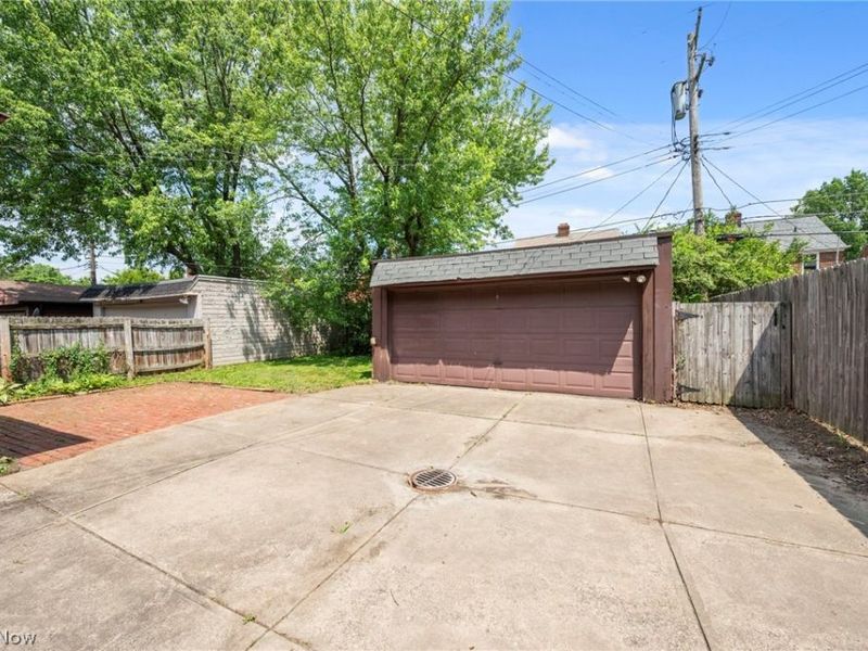 3889 Grenville Road, University Heights, OH 44118 Photo 32
