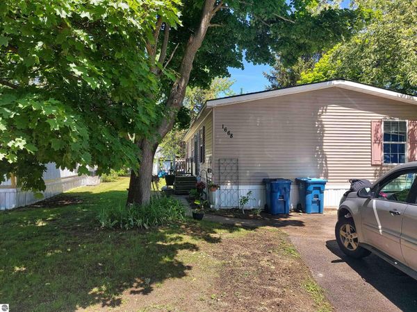 1668 Rex Place, Traverse City, MI 49686