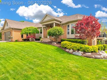 3737 Harbor Lane, East China Twp, MI 48054