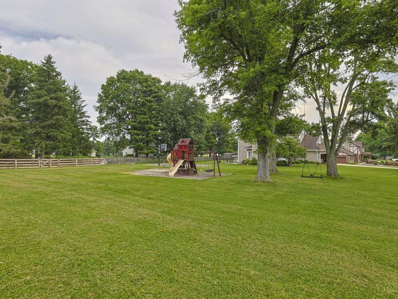 839 Wards Corner Road, Miami Twp, OH 45140 Photo 38