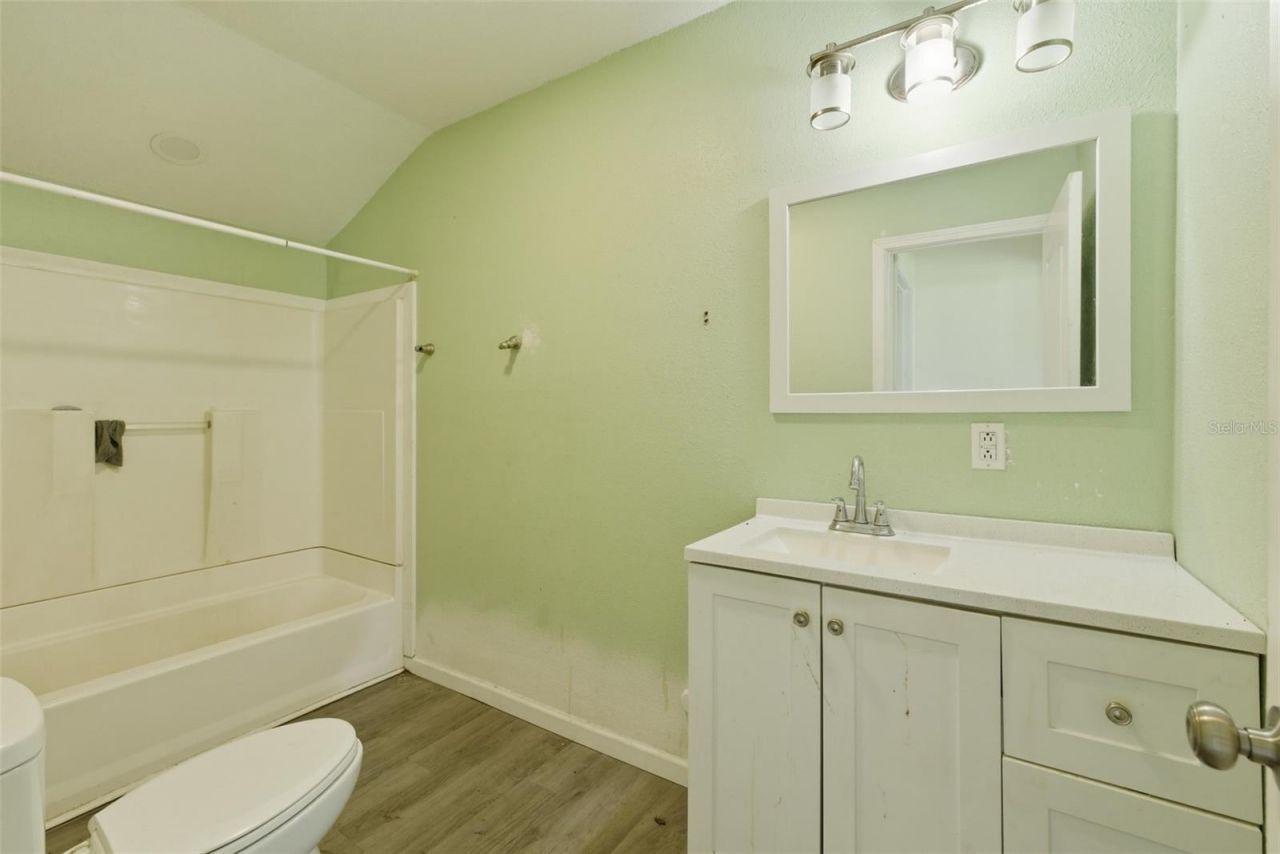 5205 E 11th Street , Panama City, FL 32404 Photo