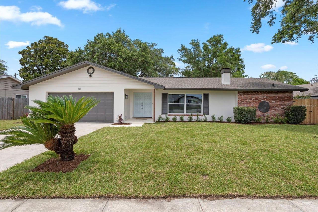 305 Robin Hill Drive , Altamonte Springs, FL 32701 Main Photo