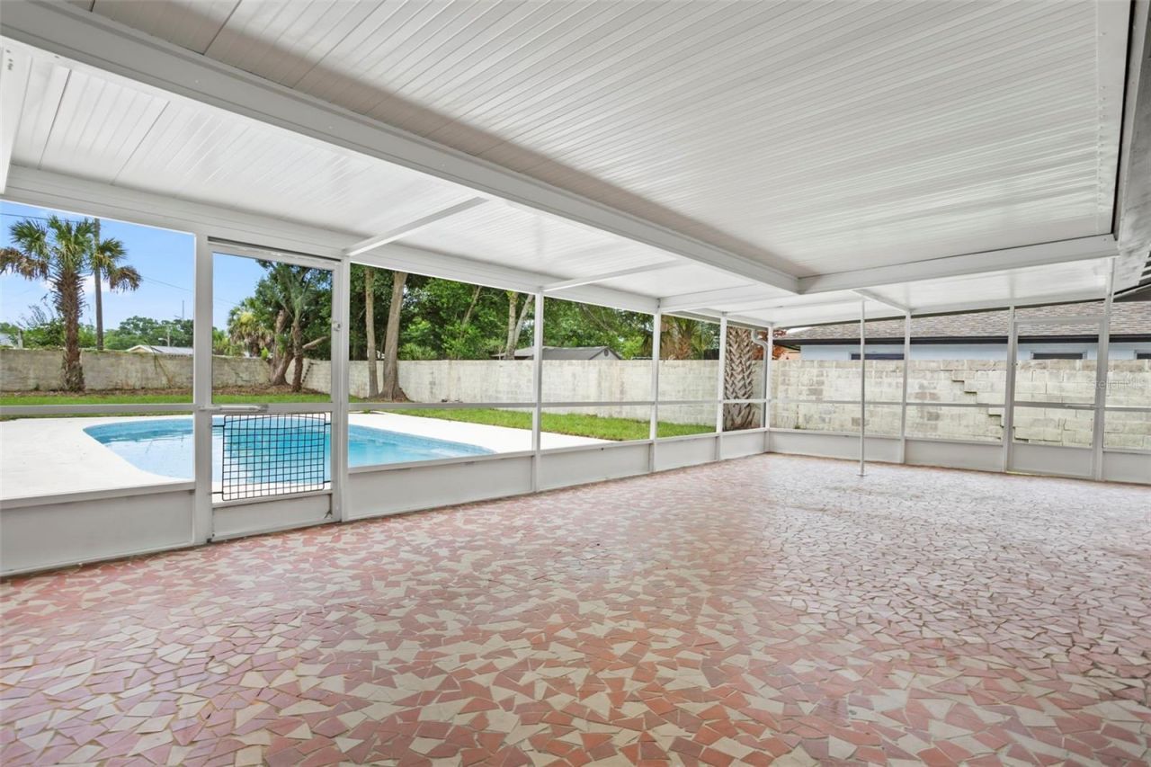 305 Robin Hill Drive , Altamonte Springs, FL 32701 Photo
