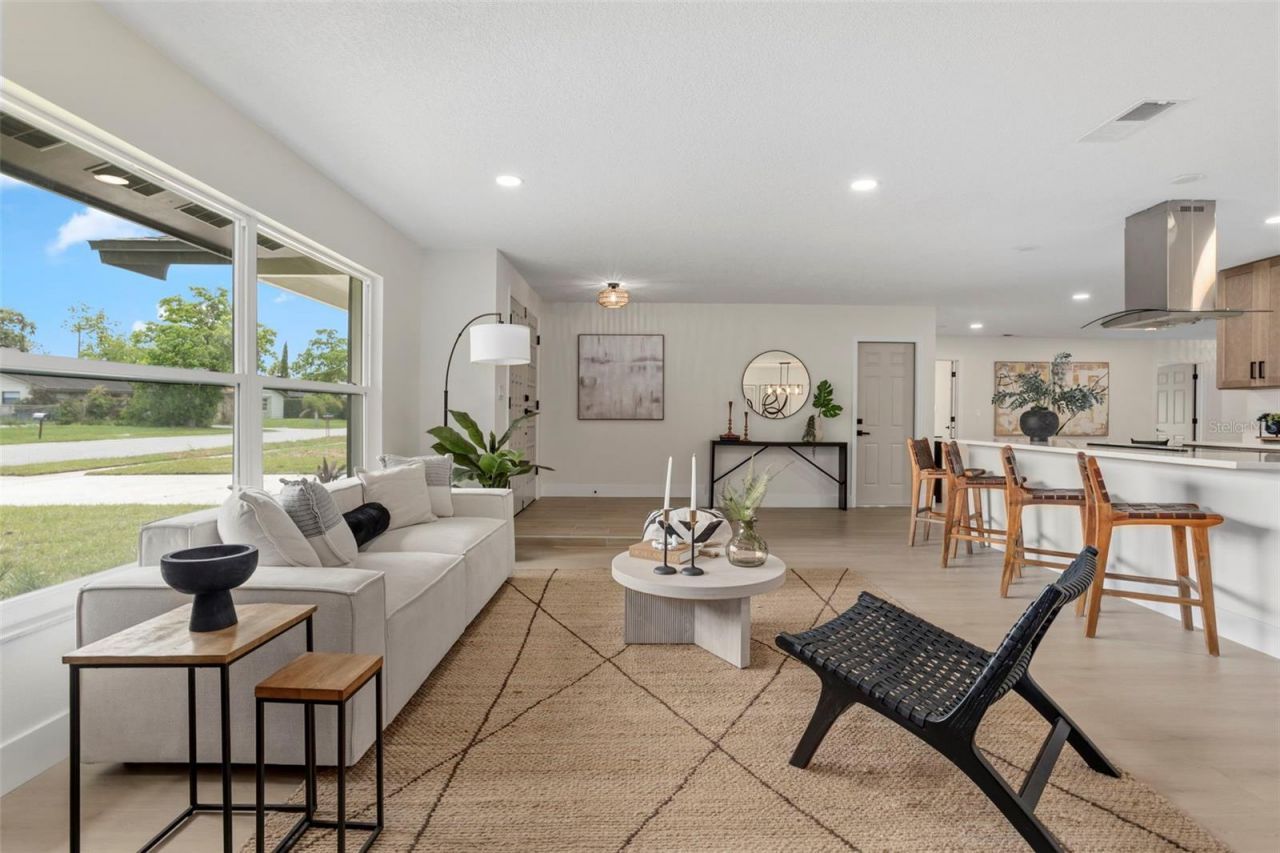 305 Robin Hill Drive , Altamonte Springs, FL 32701 Photo