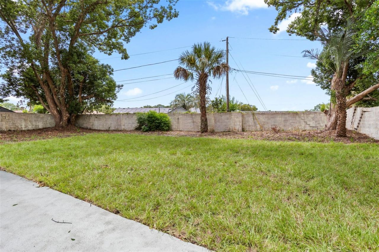 305 Robin Hill Drive , Altamonte Springs, FL 32701 Photo