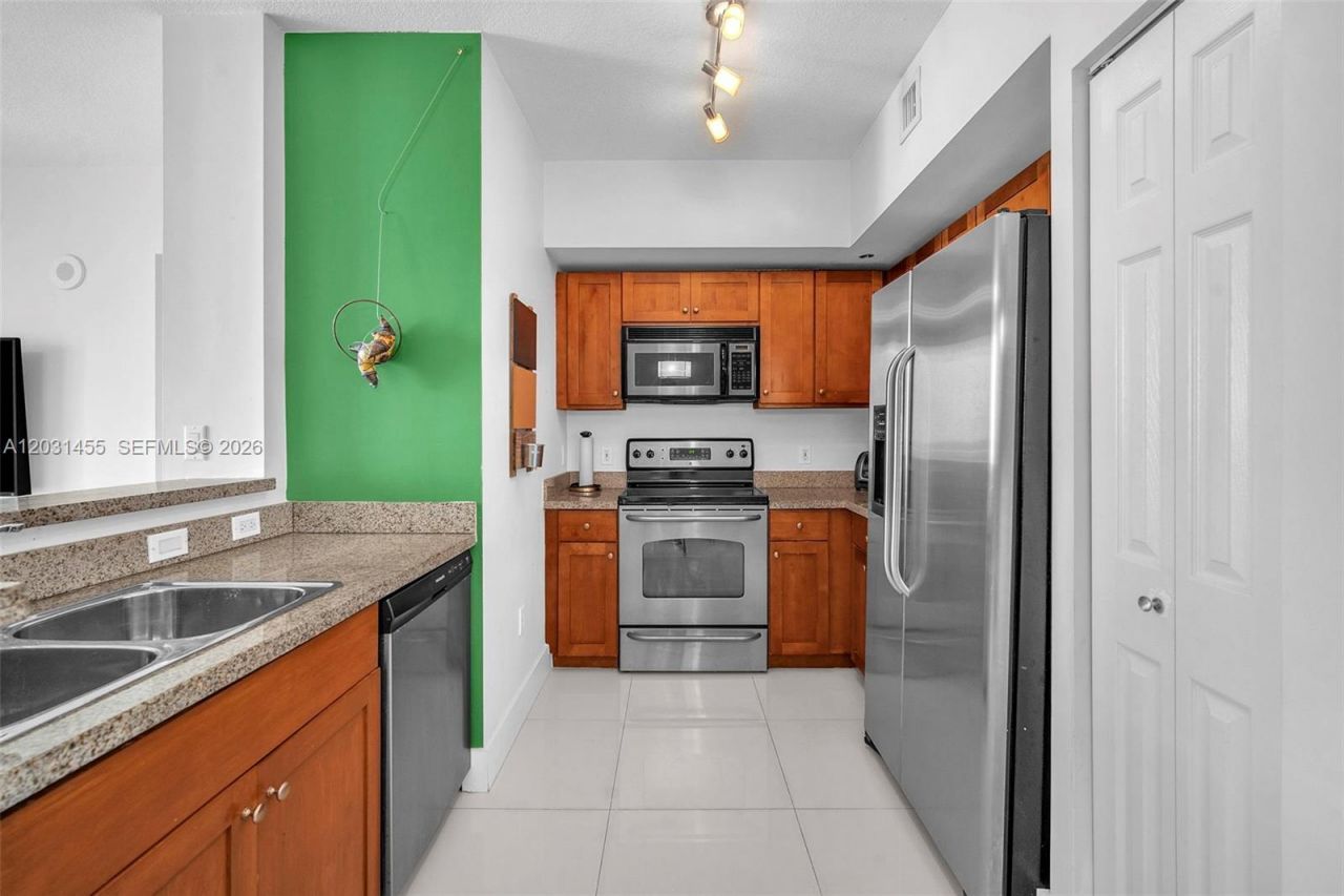 1723 SW 2nd Ave , Unit 1001, Miami, FL 33129 Photo