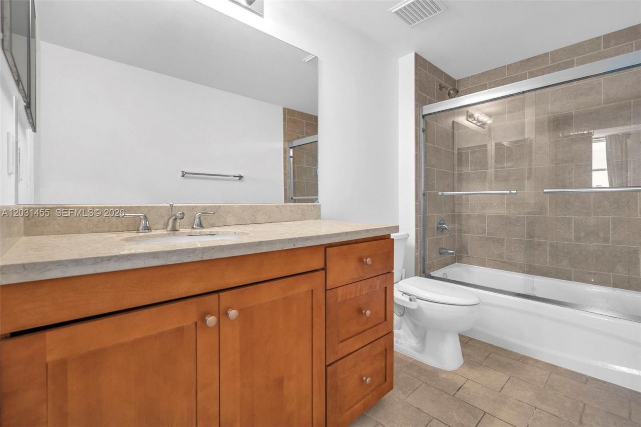 1723 SW 2nd Ave , Unit 1001, Miami, FL 33129 Photo