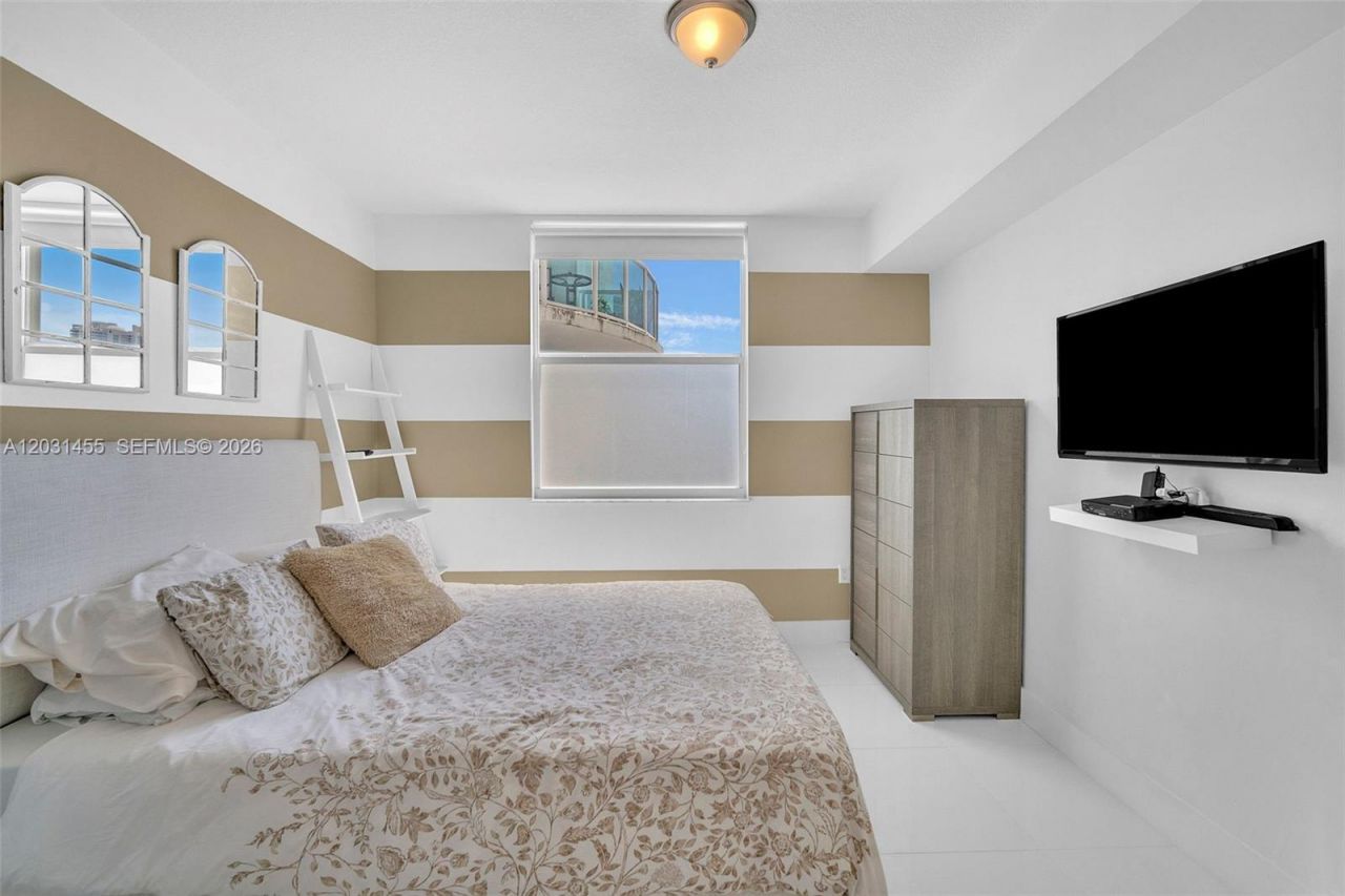 1723 SW 2nd Ave , Unit 1001, Miami, FL 33129 Photo